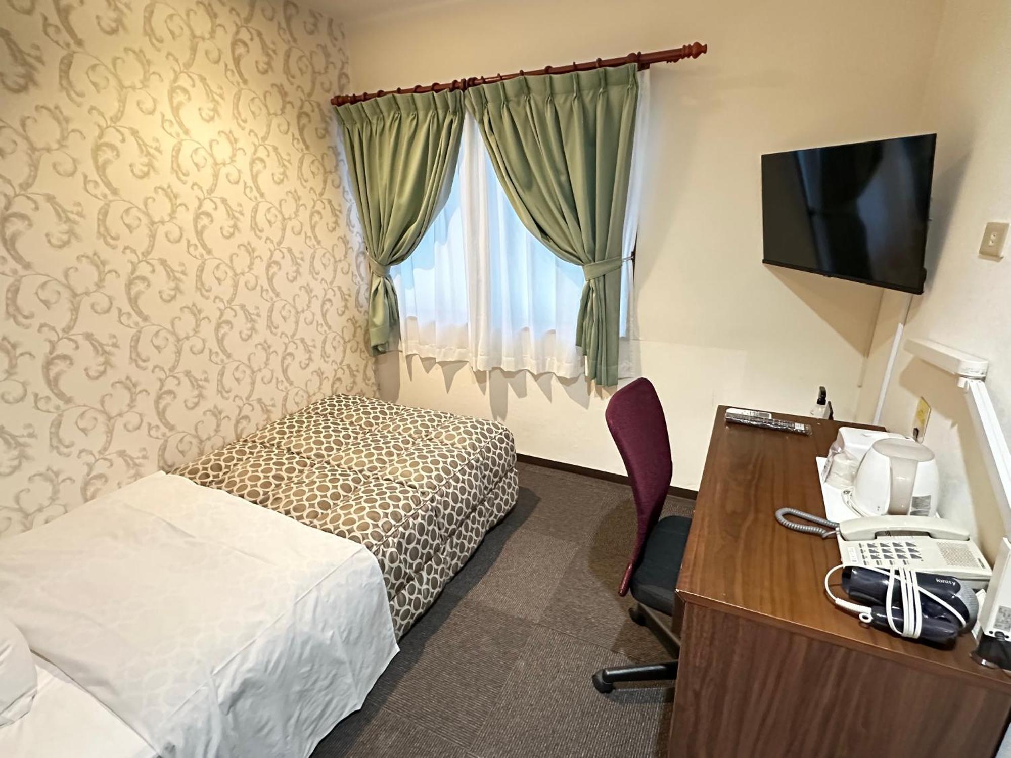 Futsukaichi Green Hotel Chikushino Dış mekan fotoğraf