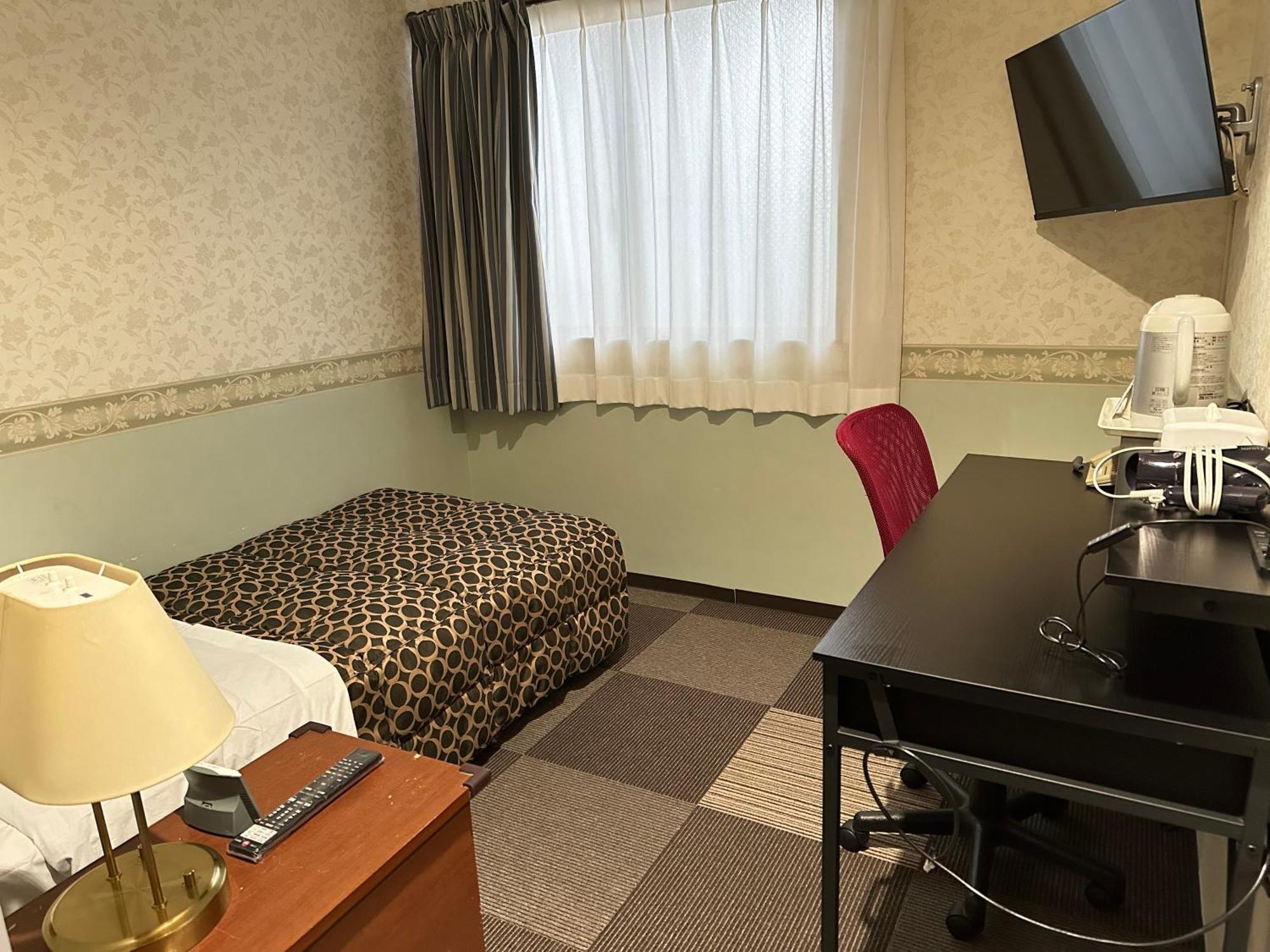 Futsukaichi Green Hotel Chikushino Dış mekan fotoğraf